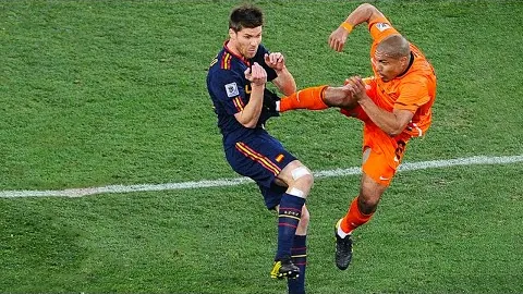 [欧冠]德佩远射制胜，马竞总分扳平