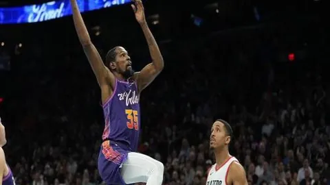 萨巴伦卡澳网首战告捷，以2-0击败陶森佳绩连连